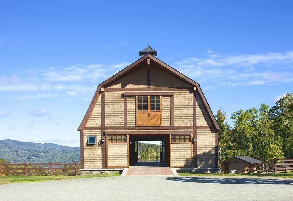 5 Bedroom Single Family Home/House's Image 38