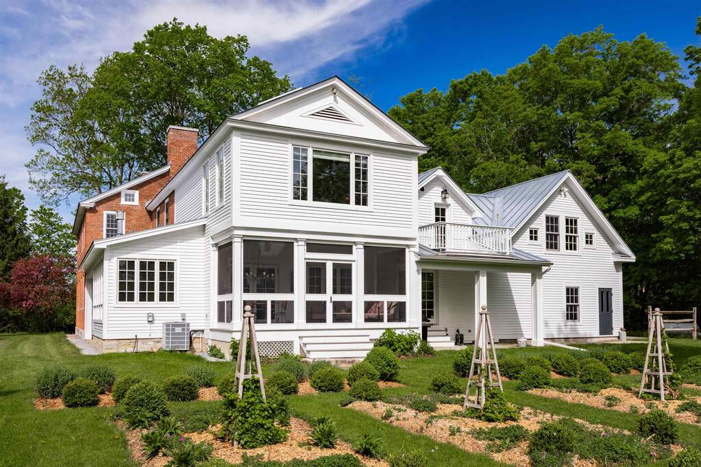 5 Bedroom Single Family Home/House's Image 23
