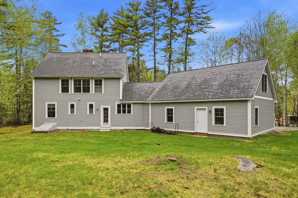 4 Bedroom Single Family Home/House's Image 19