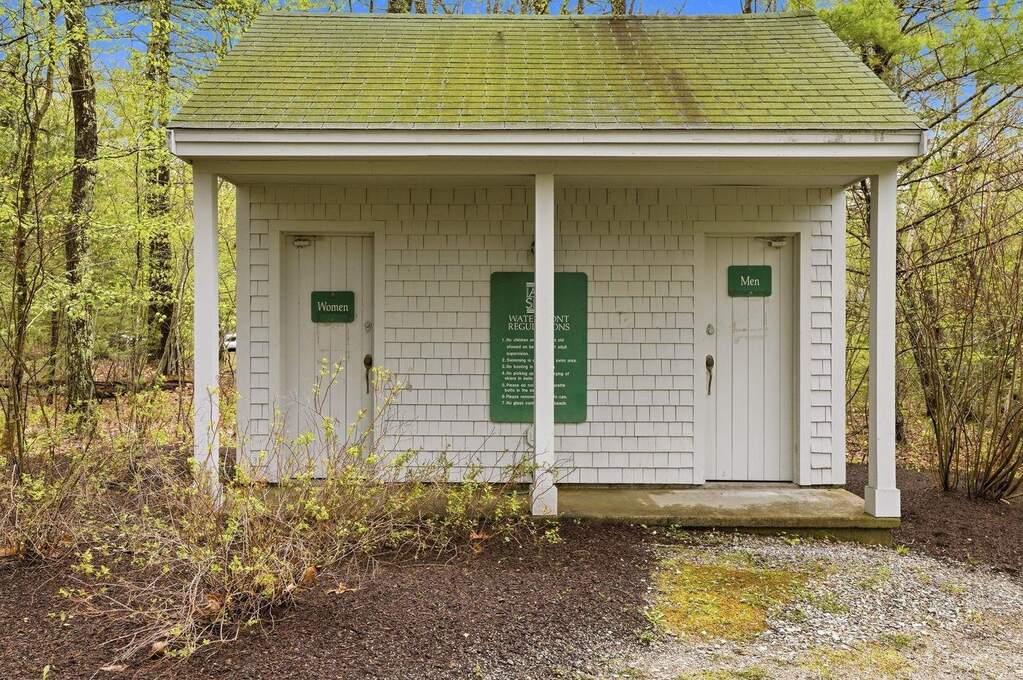 4 Bedroom Single Family Home/House's Image 28
