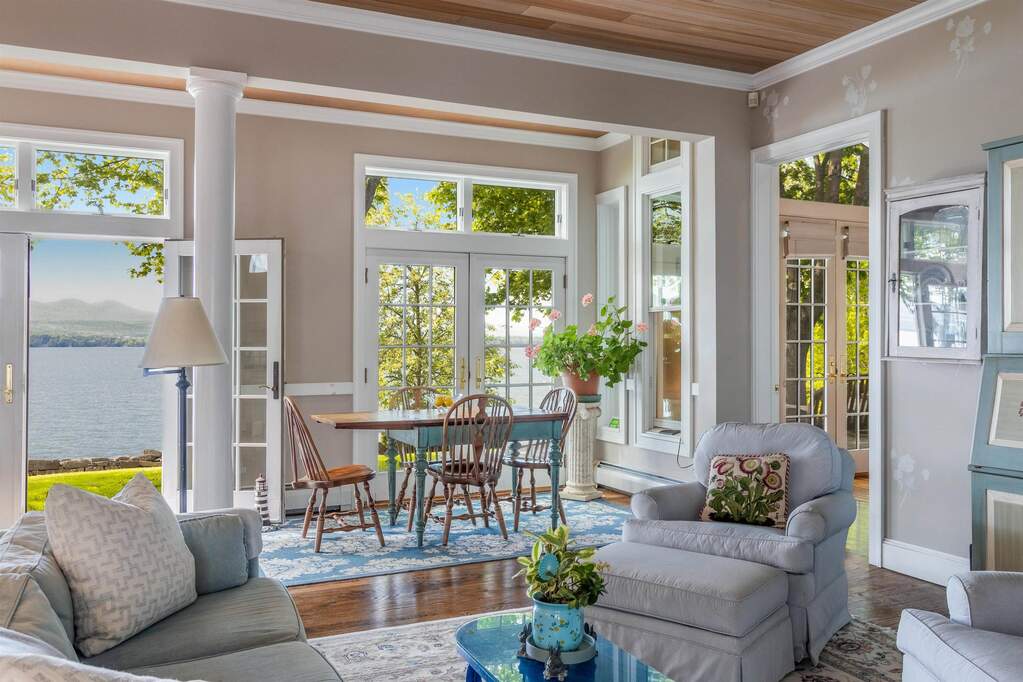 5 Bedroom Single Family Home/House's Image 10