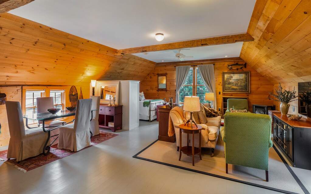 4 Bedroom Single Family Home/House's Image 31