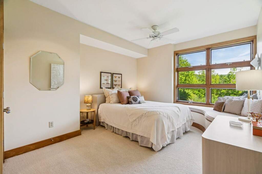 4 Bedroom Single Family Home/House's Image 18