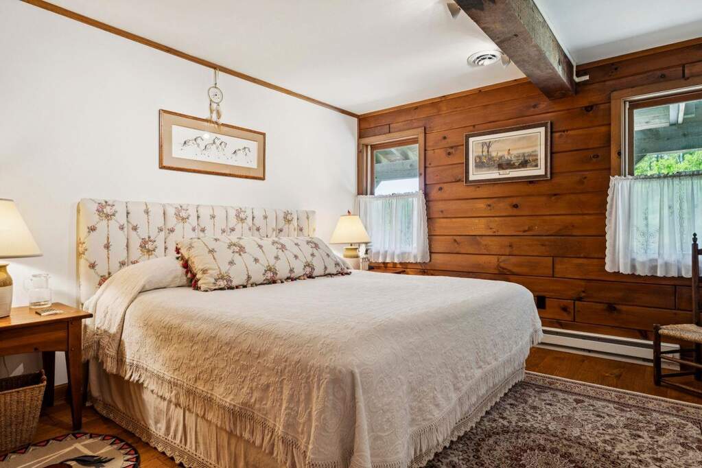 5 Bedroom Single Family Home/House's Image 18