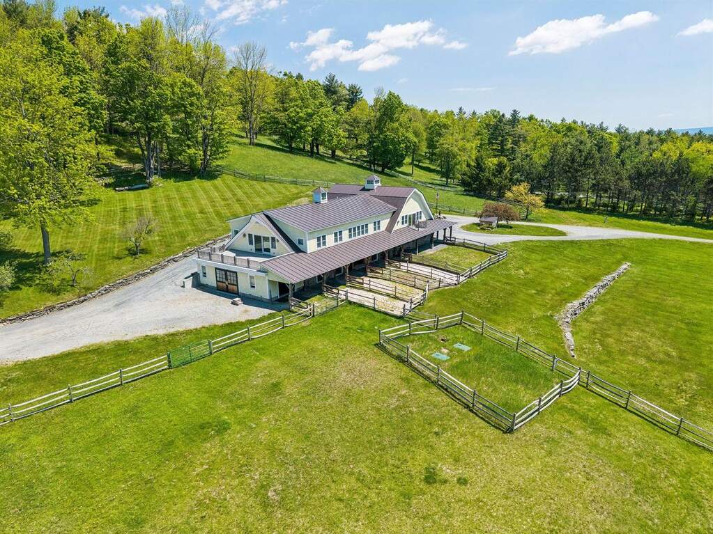 5 Bedroom Single Family Home/House's Image 31