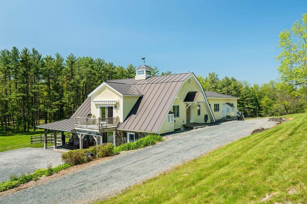 5 Bedroom Single Family Home/House's Image 6