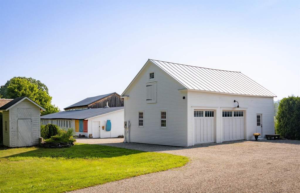 4 Bedroom Single Family Home/House's Image 26