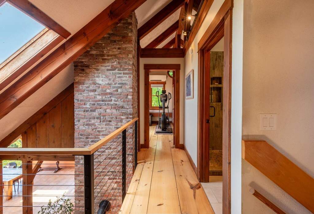 2 Bedroom Single Family Home/House's Image 11