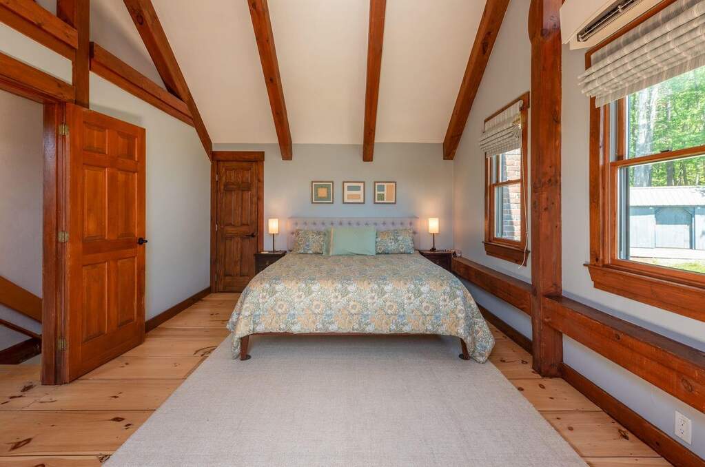 2 Bedroom Single Family Home/House's Image 12