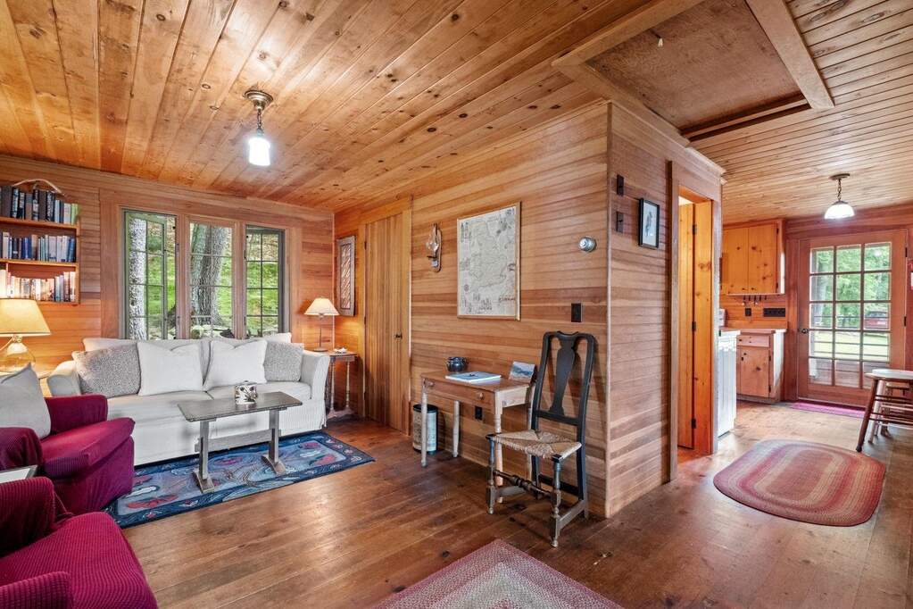 2 Bedroom Single Family Home/House's Image 11