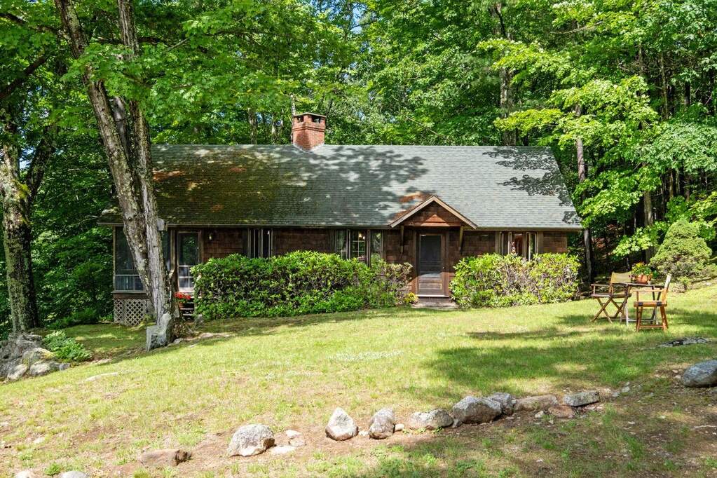 2 Bedroom Single Family Home/House's Image 5
