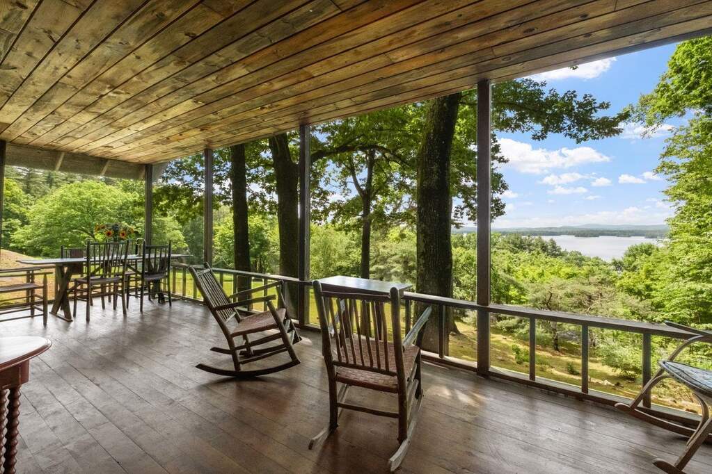 2 Bedroom Single Family Home/House's Image 6
