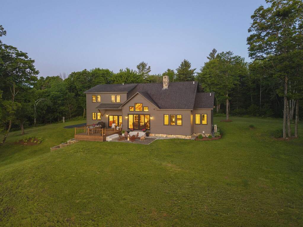 4 Bedroom Single Family Home/House's Image 27