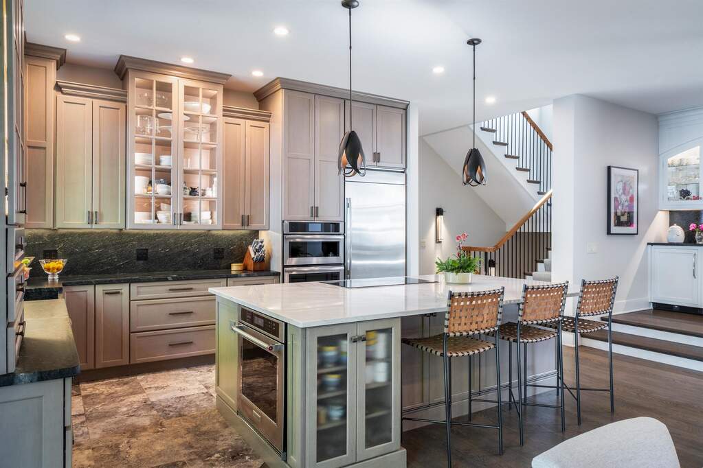 4 Bedroom Single Family Home/House's Image 9