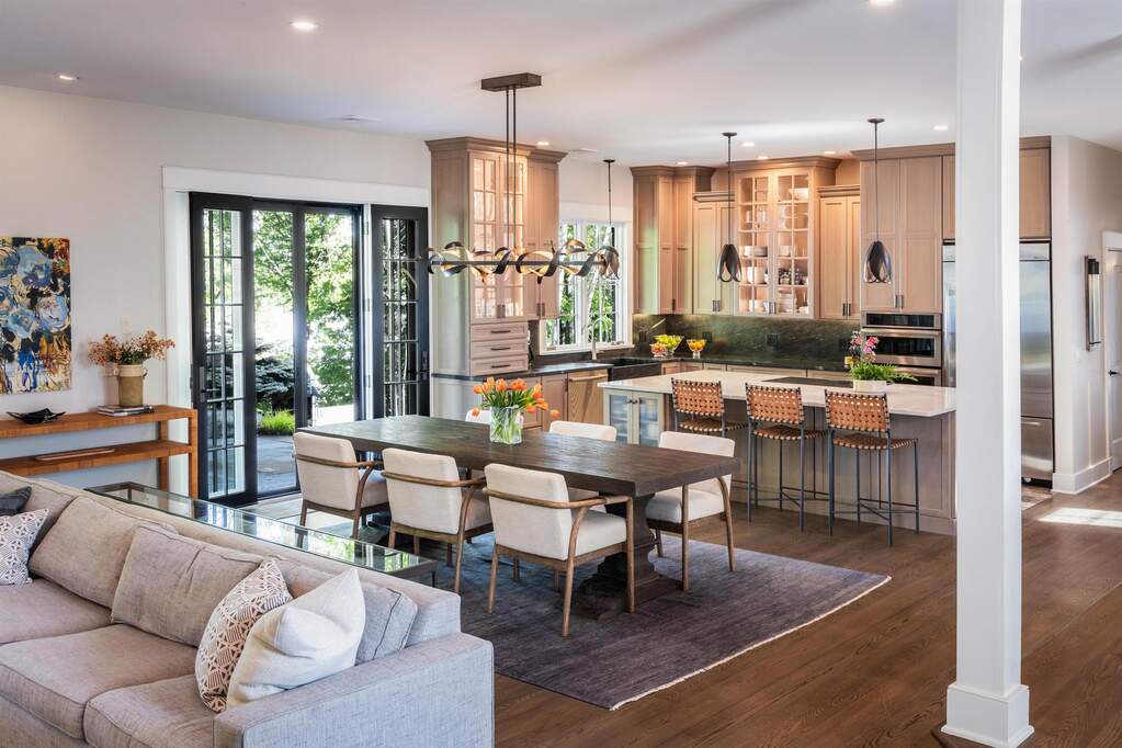 4 Bedroom Single Family Home/House's Image 6