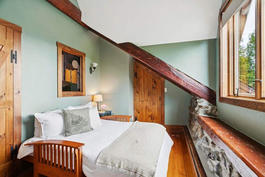 3 Bedroom Single Family Home/House's Image 15