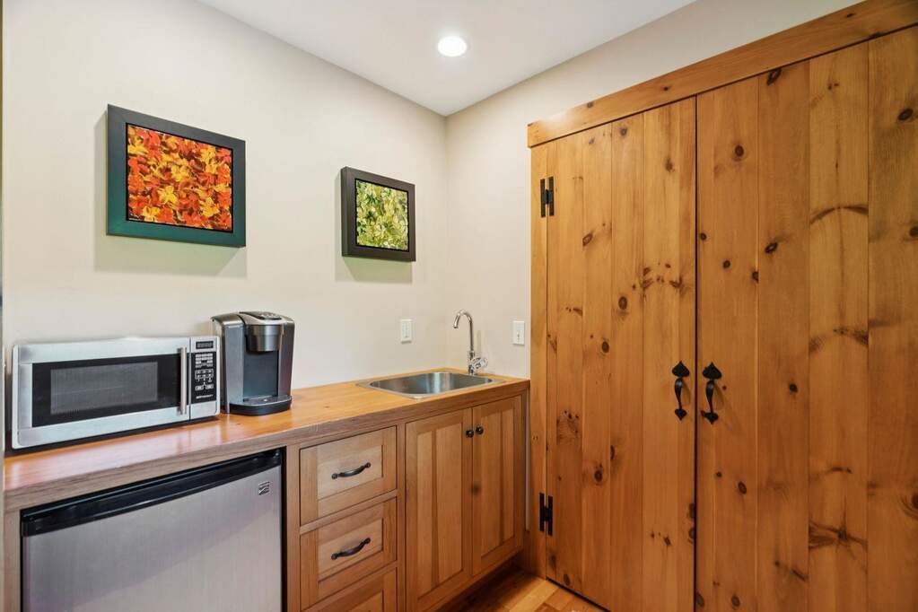 3 Bedroom Single Family Home/House's Image 25