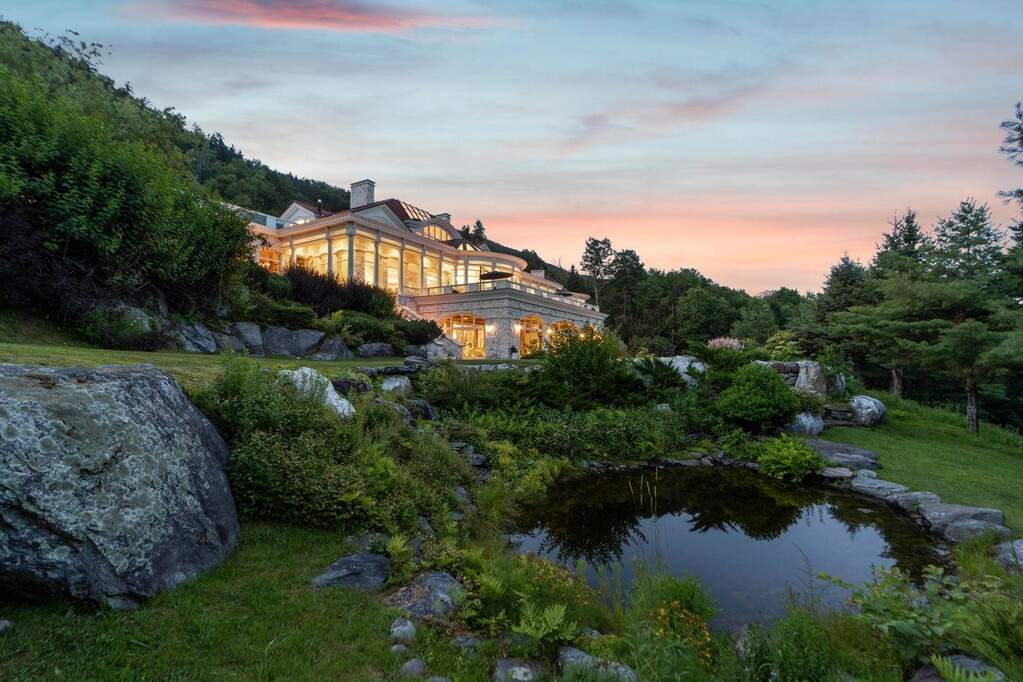 4 Bedroom Single Family Home/House's Image 52