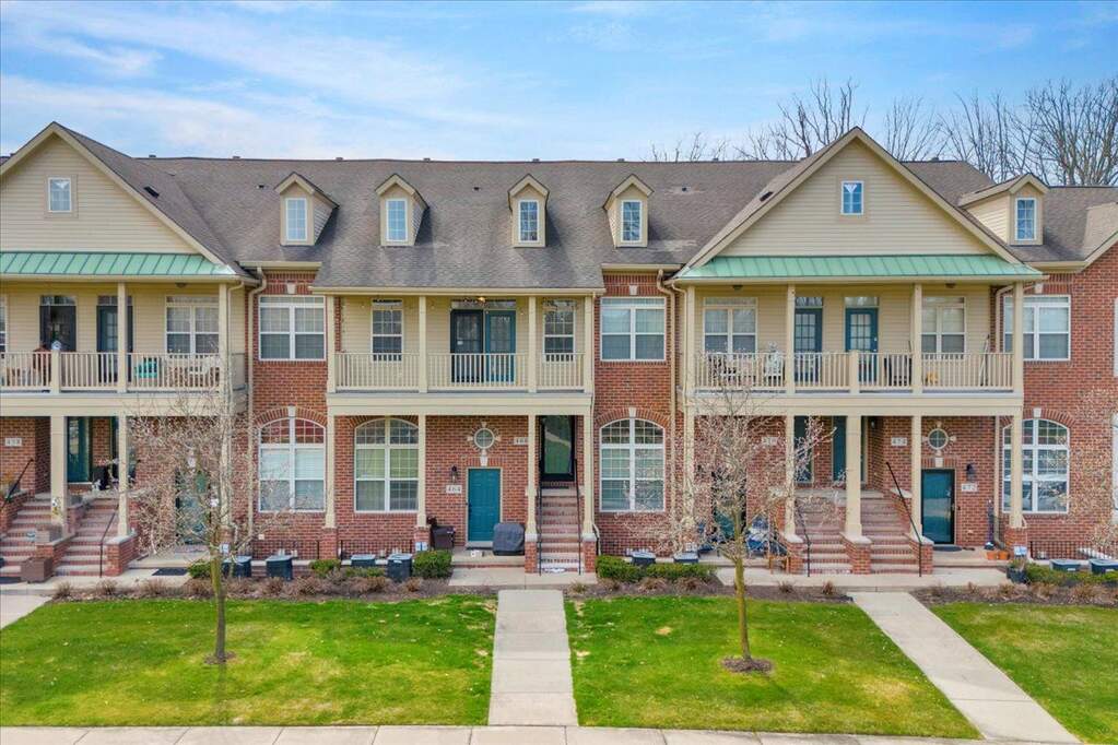 466 Old Pine Way photo