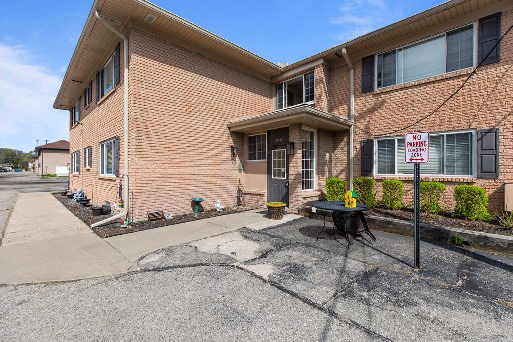 2247 Walton Boulevard #46