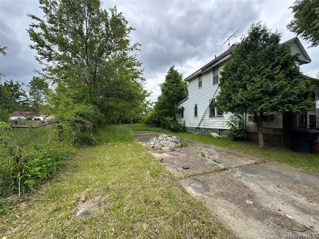 2731 Jerome Street, Detroit, MI 48212 | MLS# 20240048438