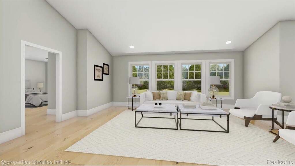 3 Bedroom Single Family Home/House's Image 4