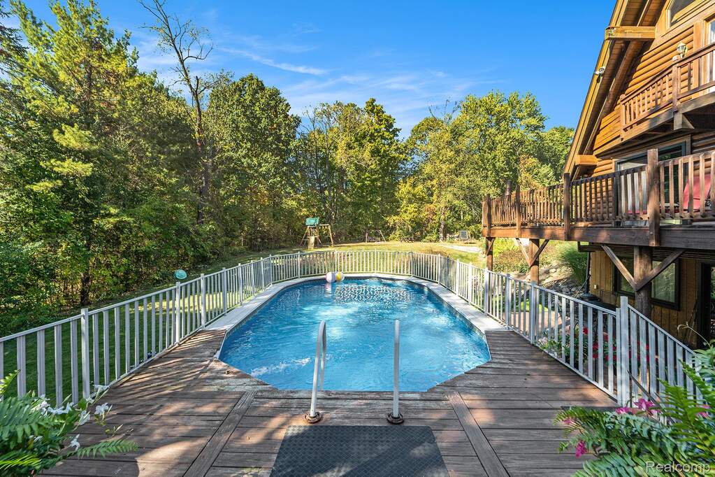 3 Bedroom Single Family Home/House's Image 23