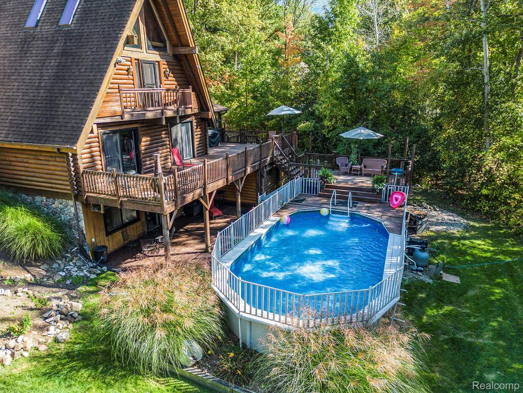 3 Bedroom Single Family Home/House's Image 25
