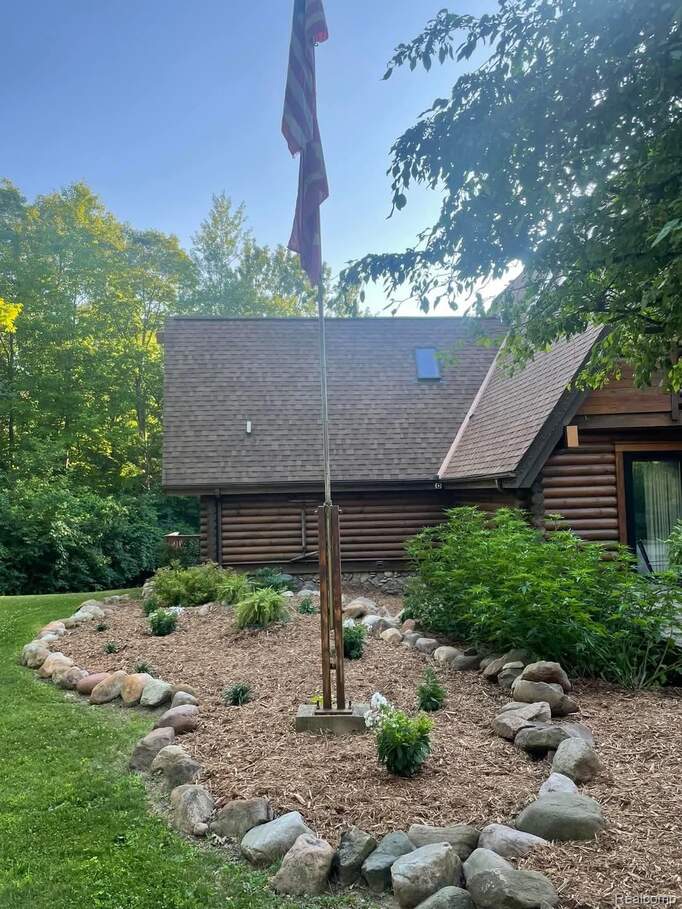 3 Bedroom Single Family Home/House's Image 36