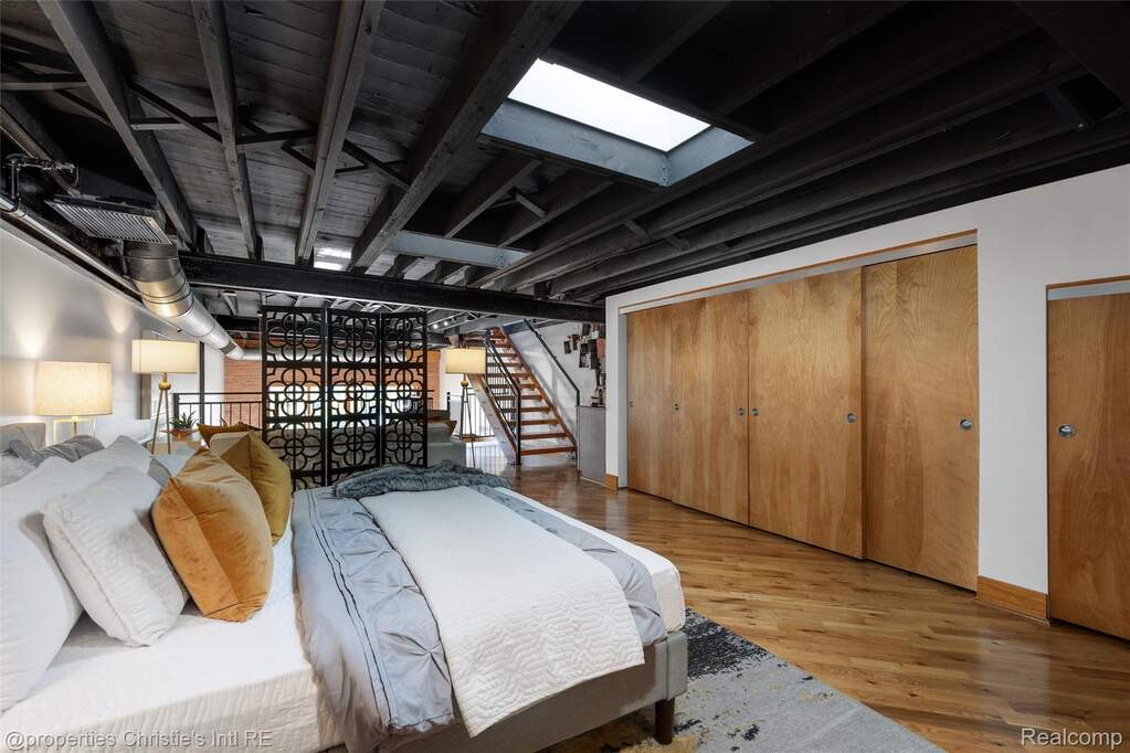 2 Bedroom Apartment/Flat's Image 27