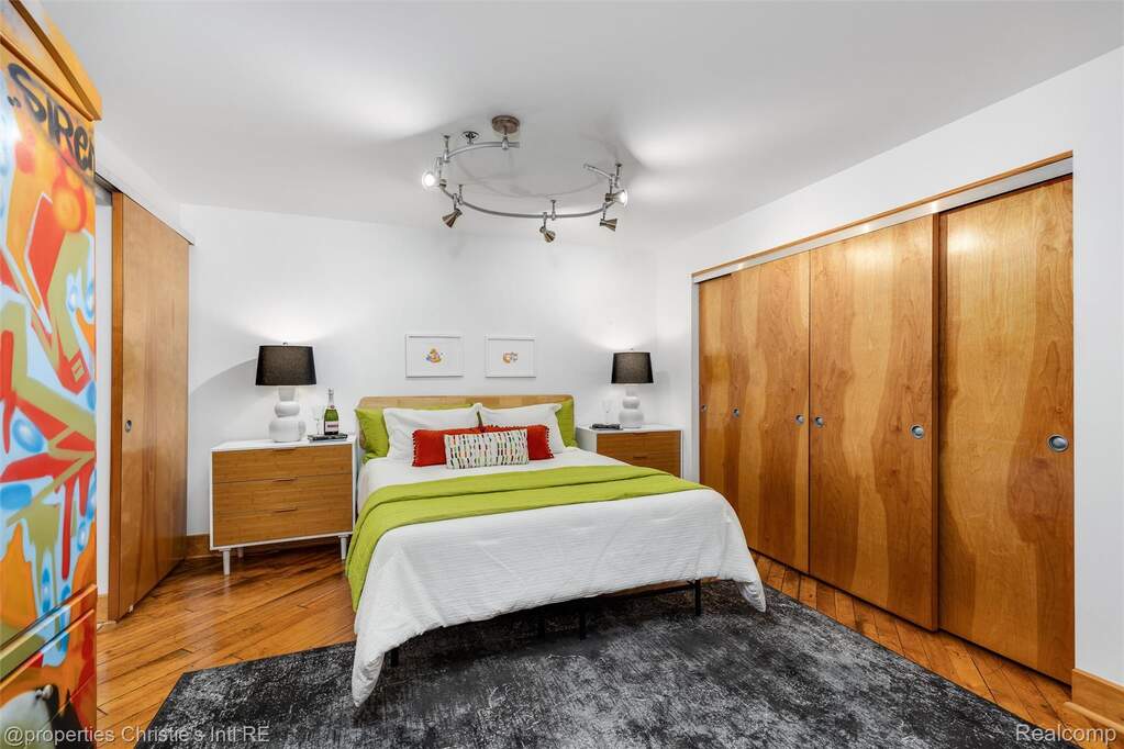 2 Bedroom Apartment/Flat's Image 3
