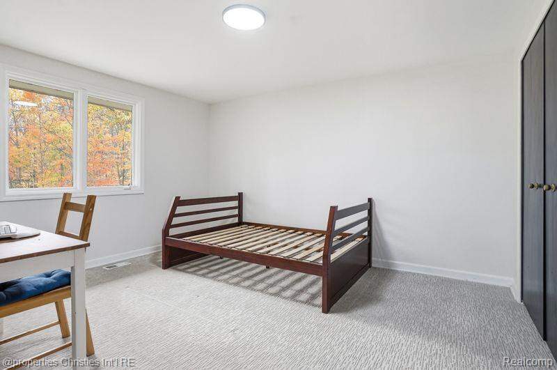 4 Bedroom Single Family Home/House's Image 26