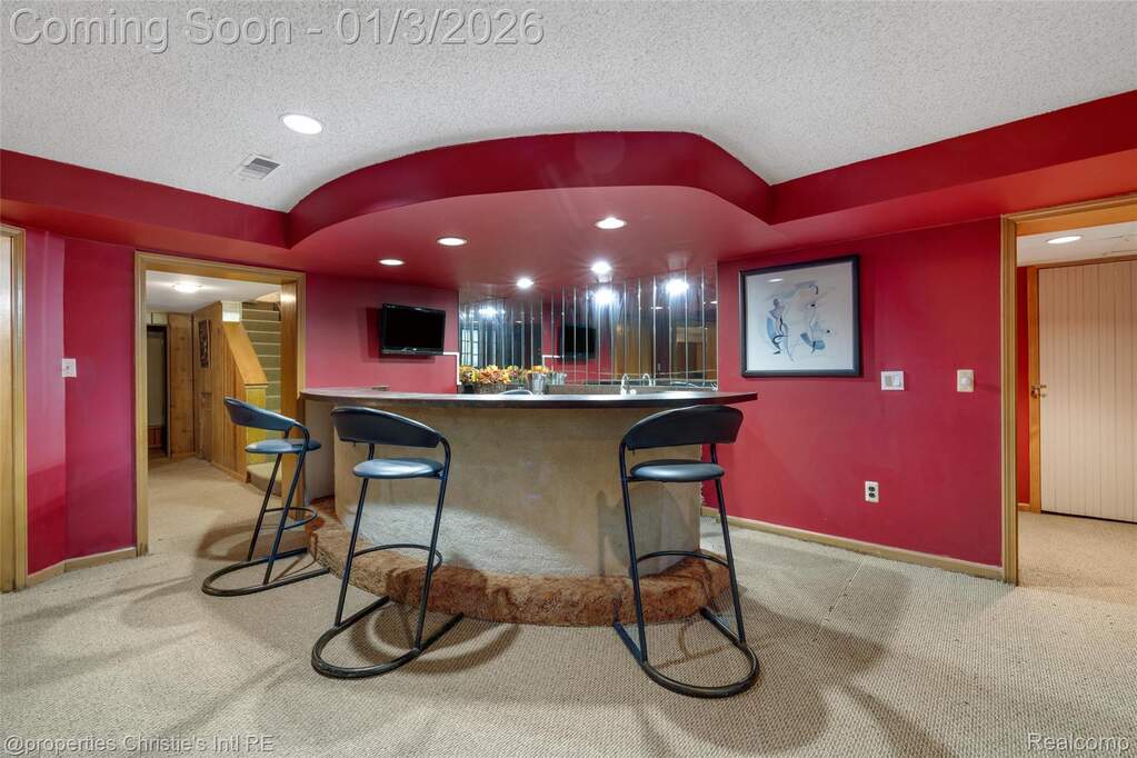 5 Bedroom Single Family Home/House's Image 42