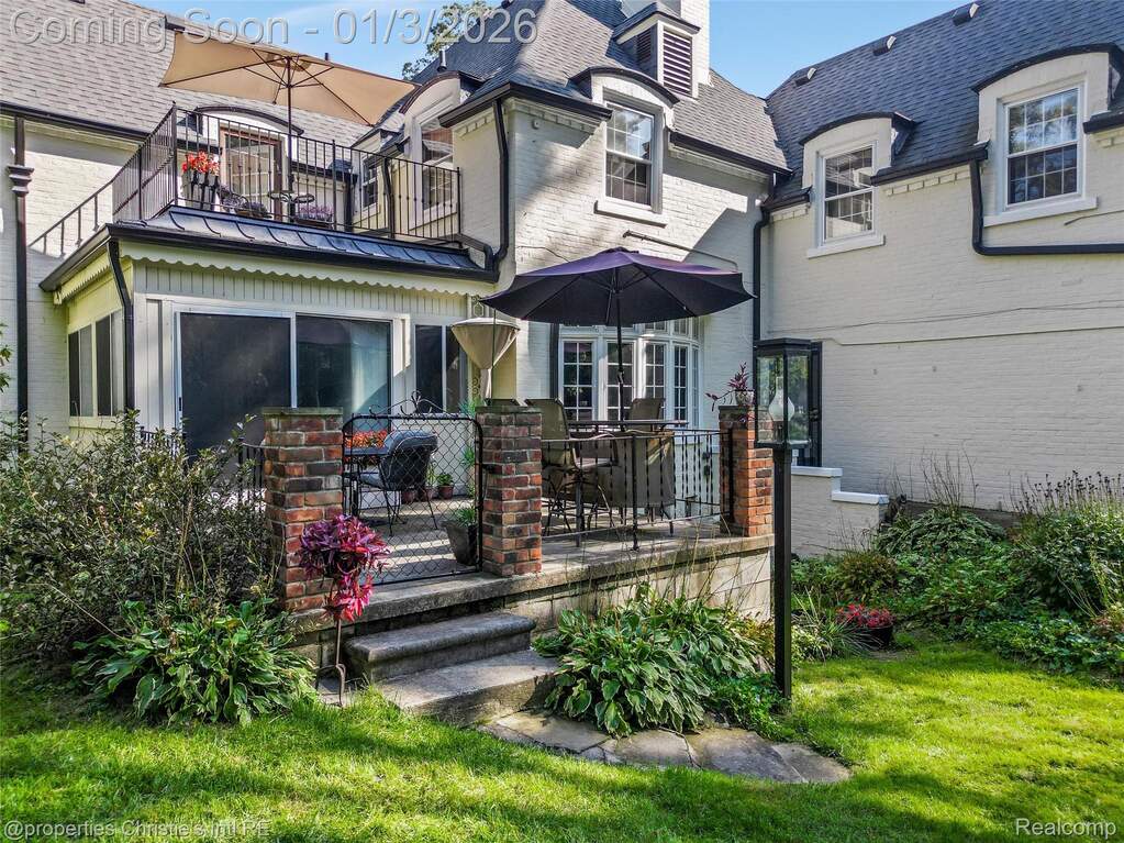 5 Bedroom Single Family Home/House's Image 45