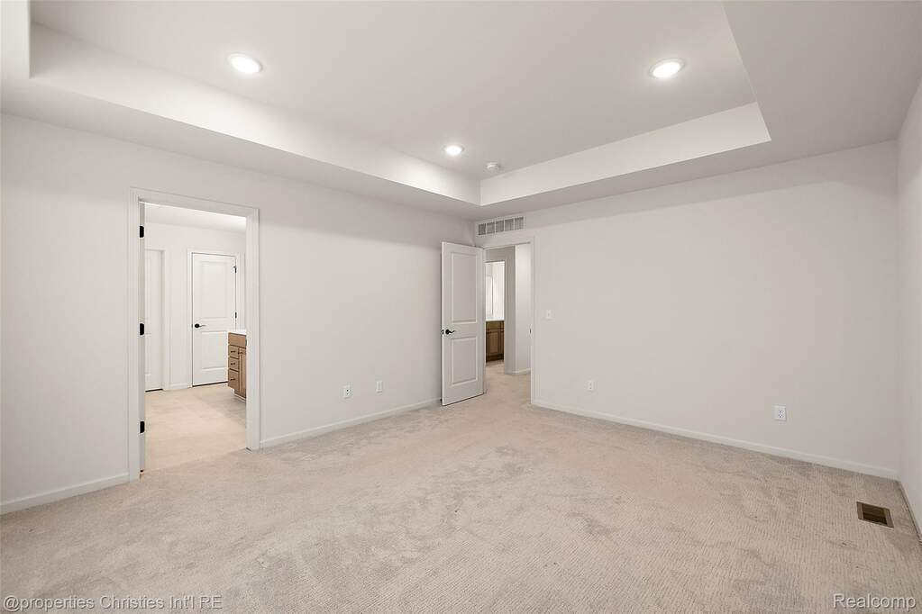 4 Bedroom Single Family Home/House's Image 27