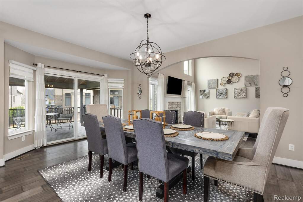 4 Bedroom Single Family Home/House's Image 19