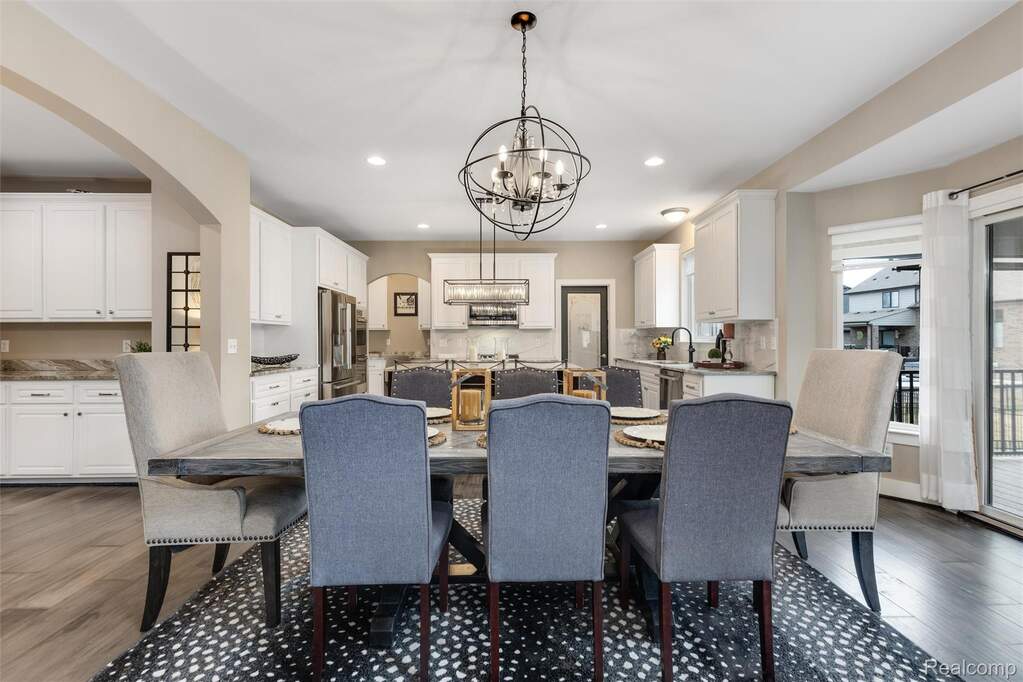 4 Bedroom Single Family Home/House's Image 21