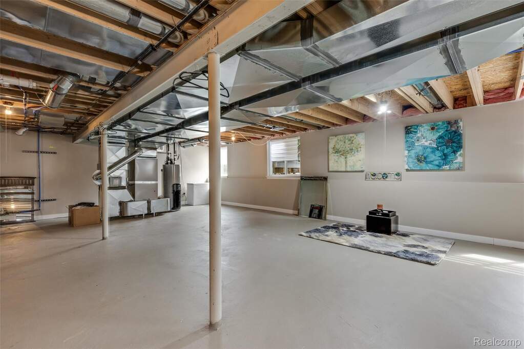 4 Bedroom Single Family Home/House's Image 49