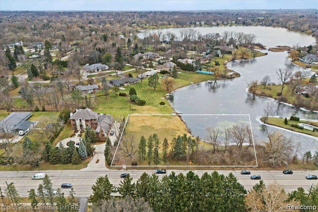 Land/Vacant Land's Image 9
