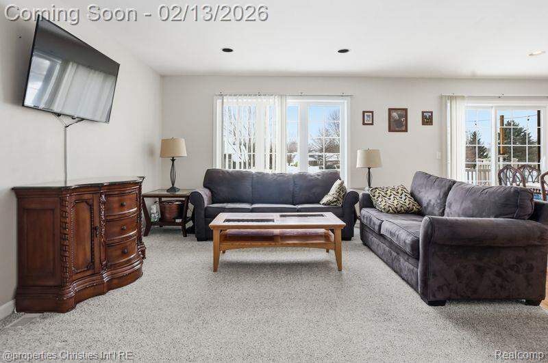 4 Bedroom Single Family Home/House's Image 7