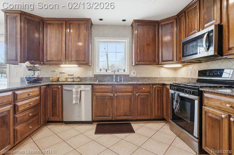4 Bedroom Single Family Home/House's Image 13