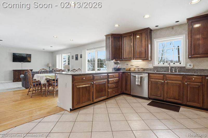 4 Bedroom Single Family Home/House's Image 14