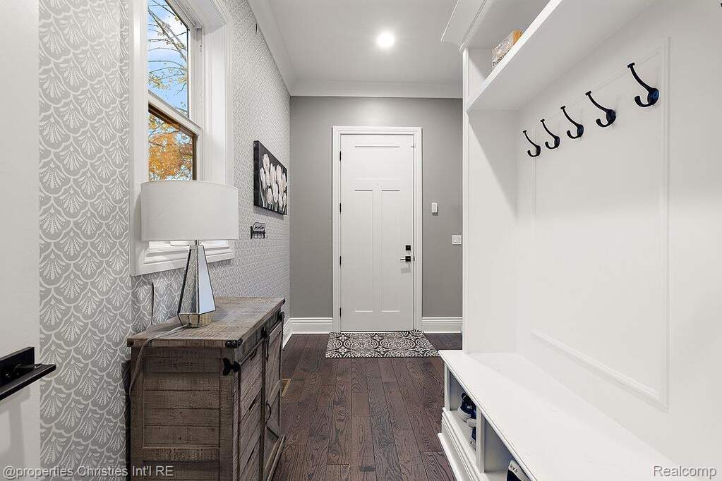 4 Bedroom Single Family Home/House's Image 21