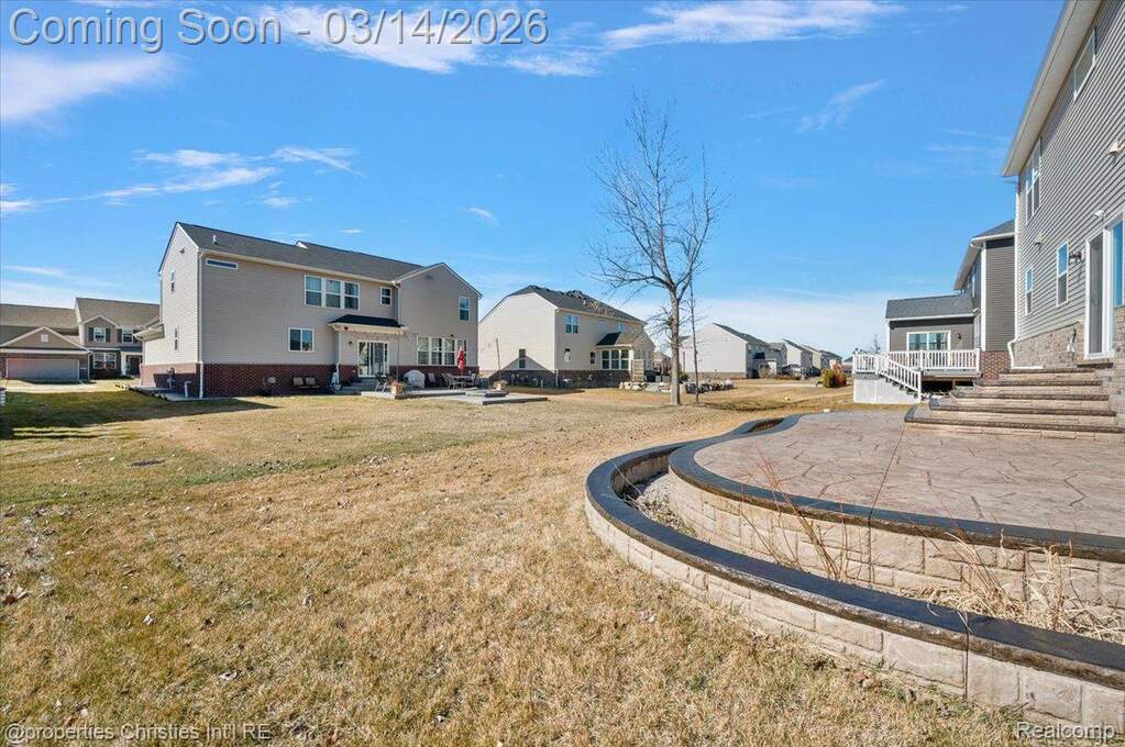 4 Bedroom Single Family Home/House's Image 8