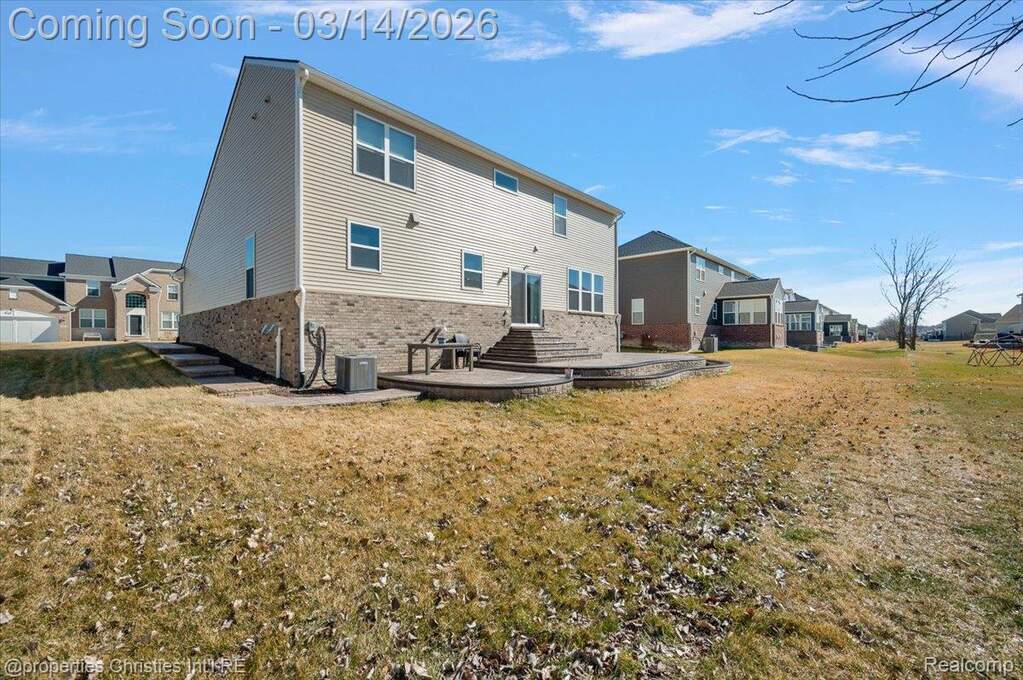 4 Bedroom Single Family Home/House's Image 11