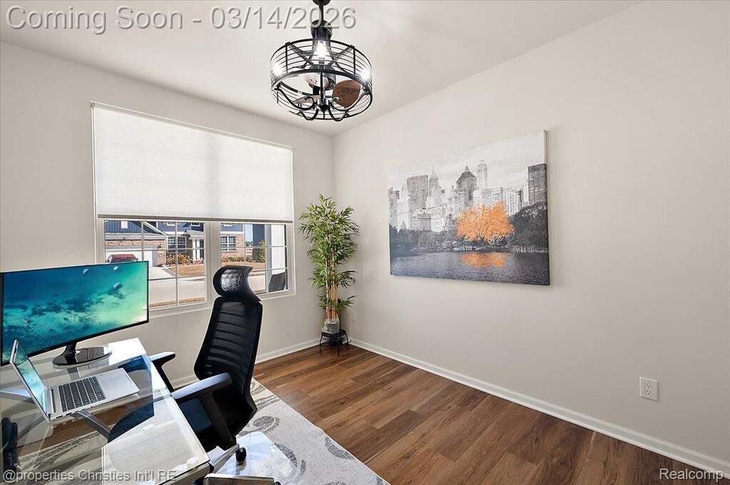 4 Bedroom Single Family Home/House's Image 19
