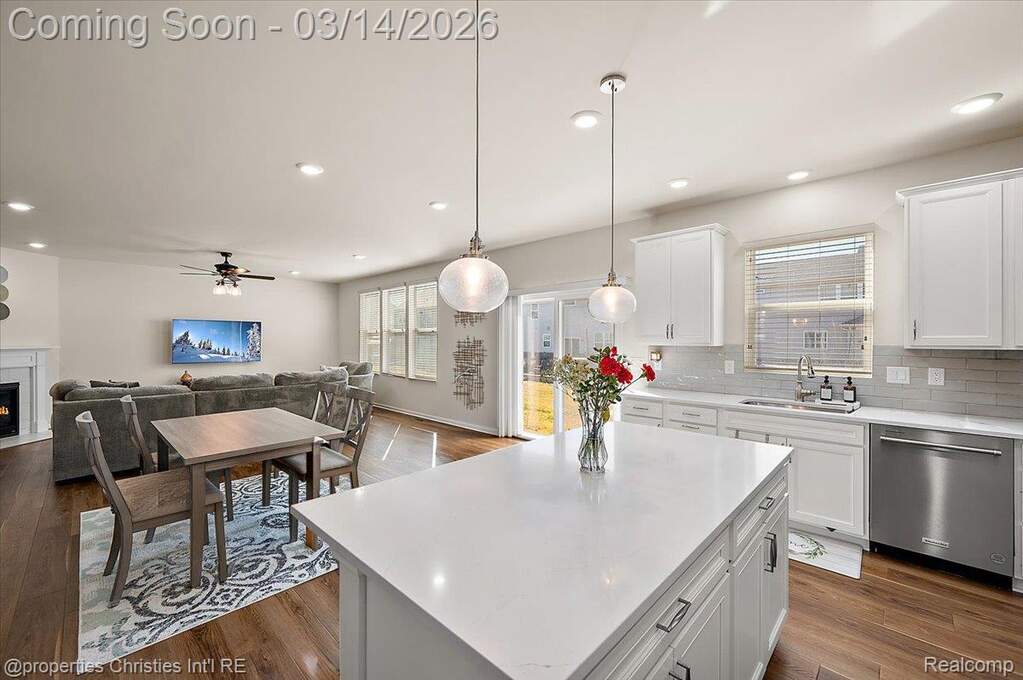 4 Bedroom Single Family Home/House's Image 26