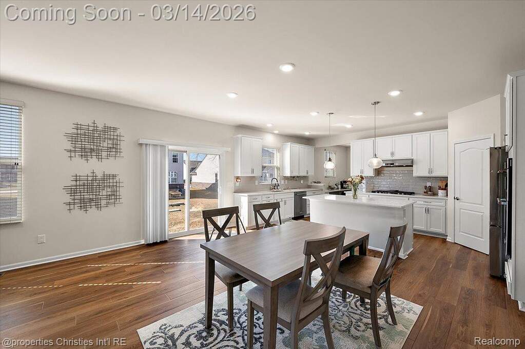 4 Bedroom Single Family Home/House's Image 31