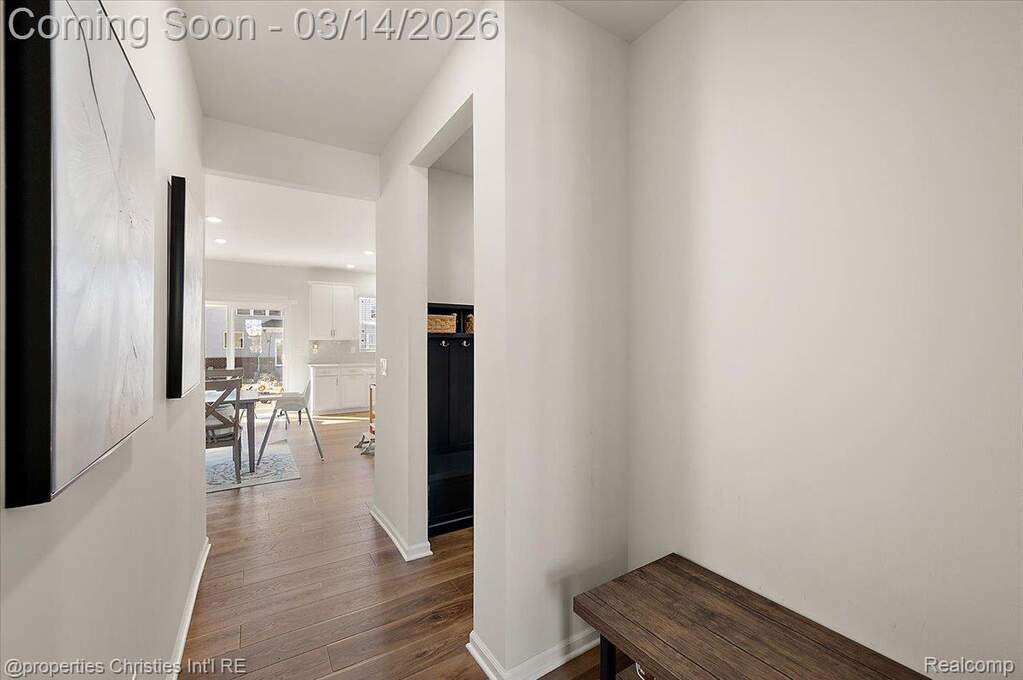 4 Bedroom Single Family Home/House's Image 33