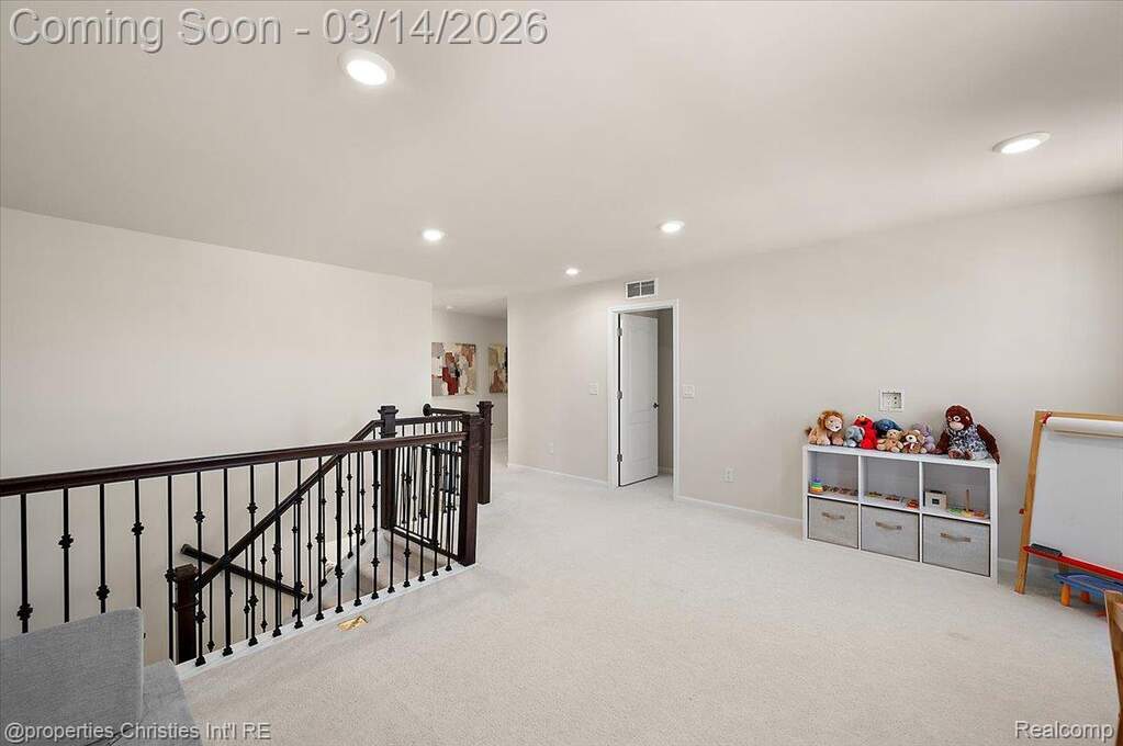 4 Bedroom Single Family Home/House's Image 36